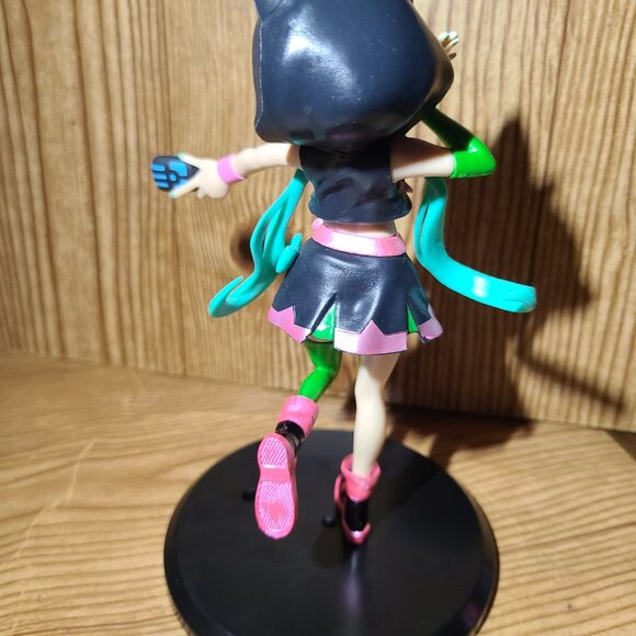 Hatsune Miku anime figure (AS IS) - Picture 3 of 6